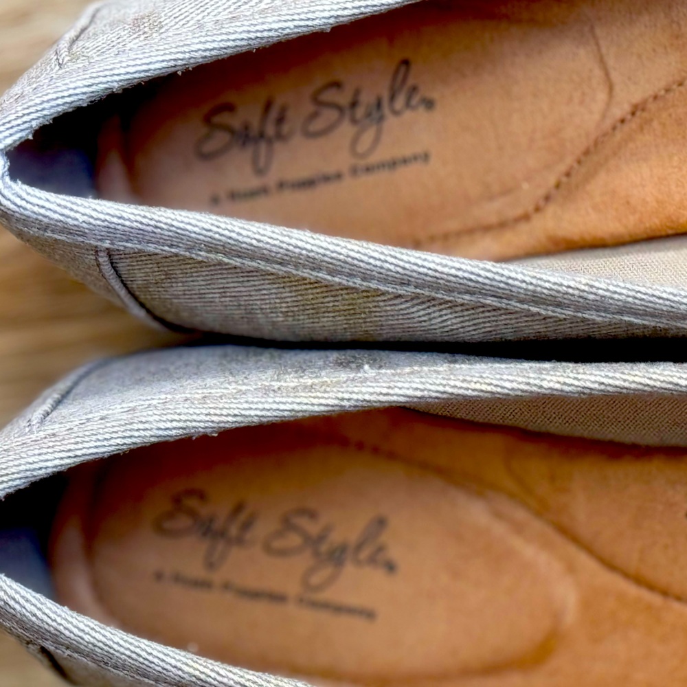 Soft style flats (barely worn) - Picture 5 of 5